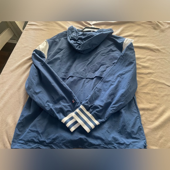 Champion windbreaker hoodie for men - Picture 2 of 5